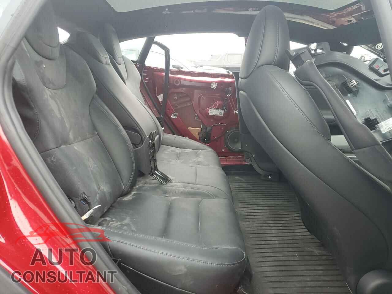 TESLA MODEL S 2024 - 5YJSA1E52RF540934