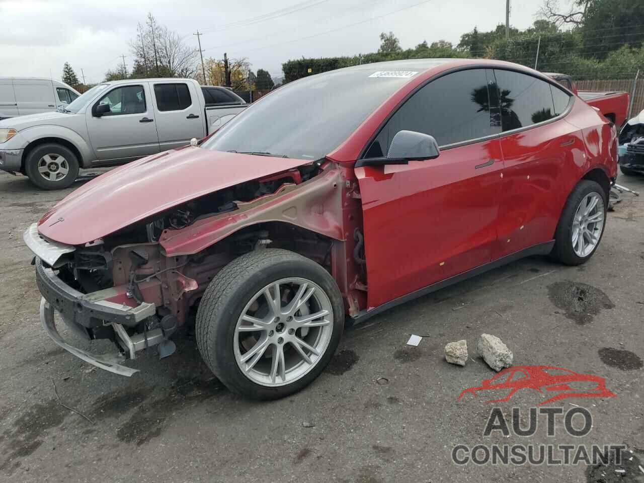 TESLA MODEL Y 2021 - 5YJYGDEE5MF071941