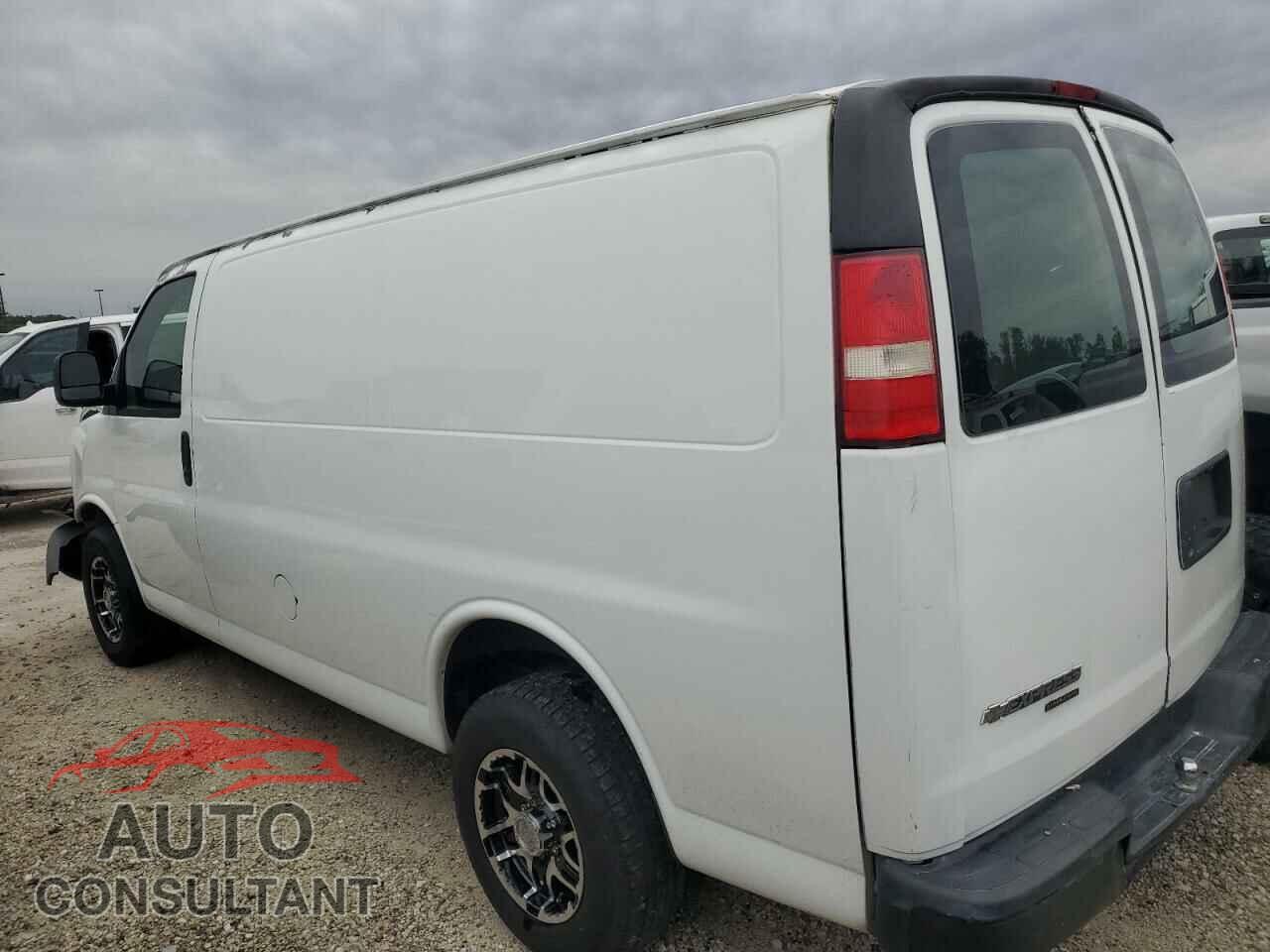 CHEVROLET EXPRESS 2010 - 1GCUGADX3A1128464