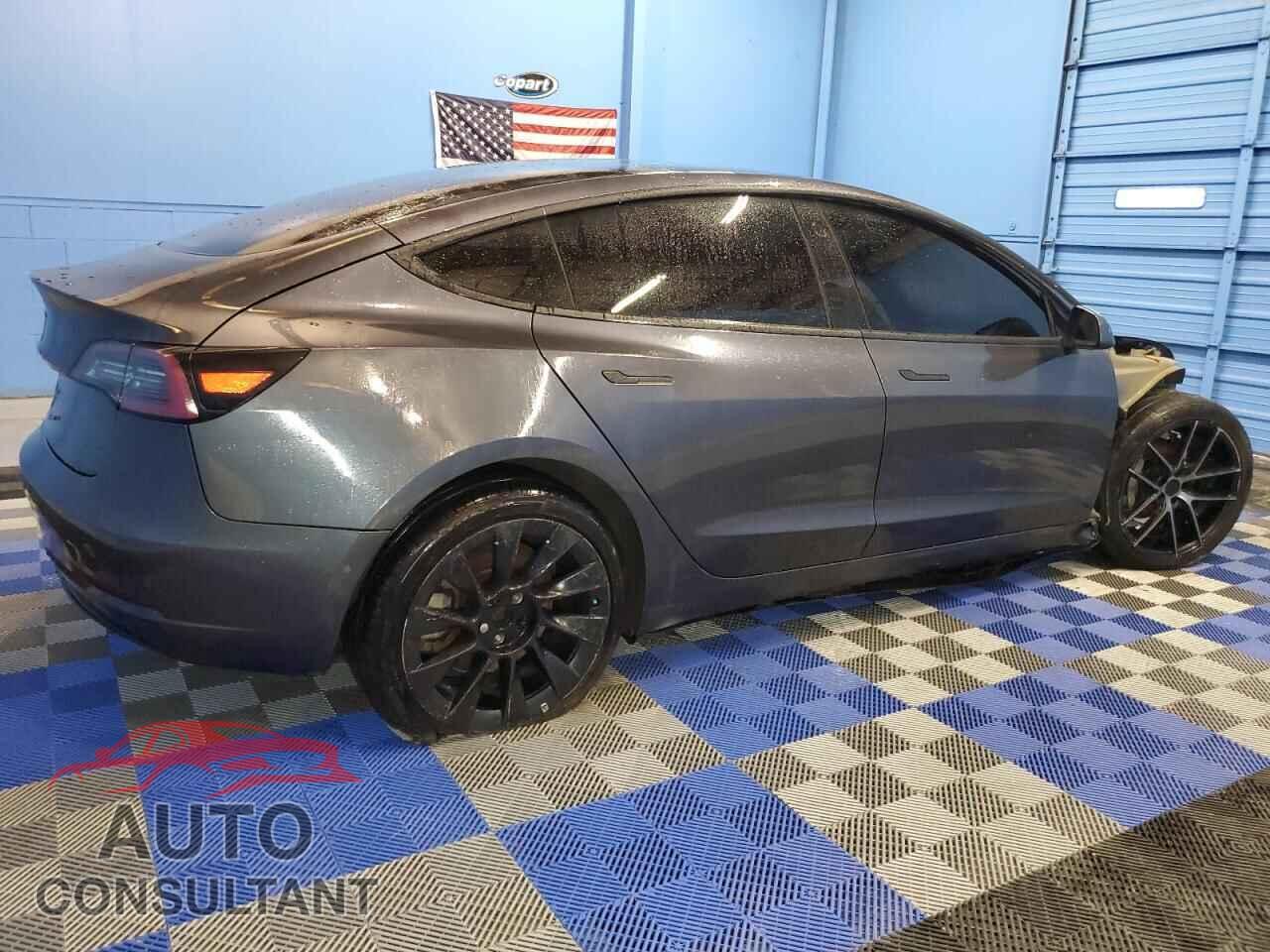 TESLA MODEL 3 2018 - 5YJ3E1EB0JF114131