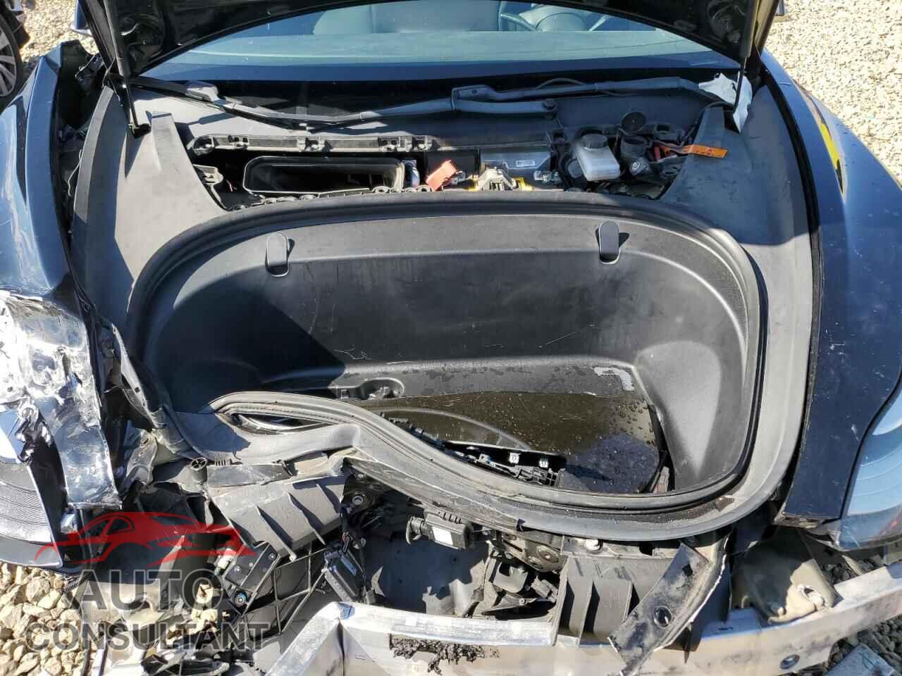 TESLA MODEL 3 2018 - 5YJ3E1EA5JF040163