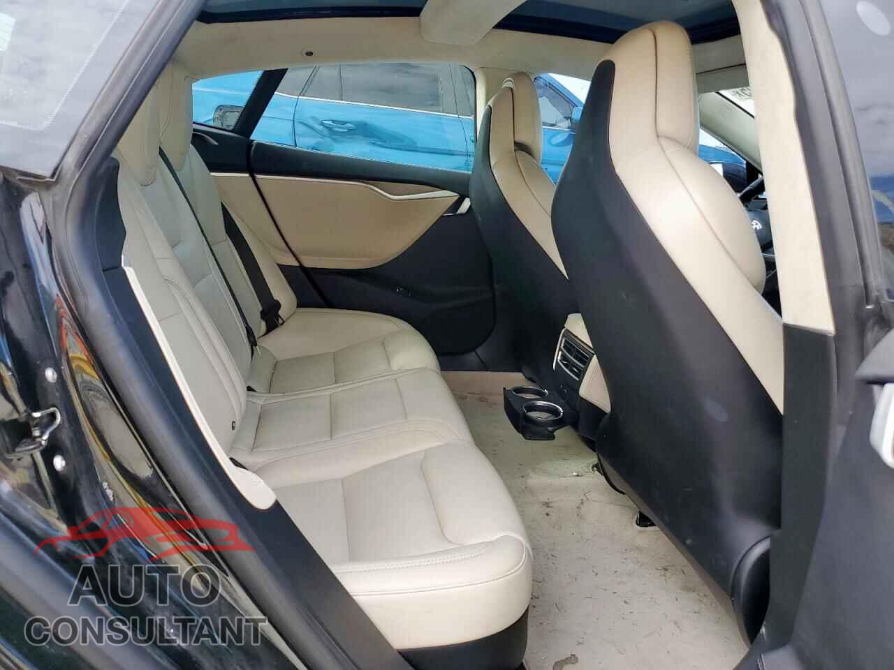 TESLA MODEL S 2017 - 5YJSA1E27HF227883