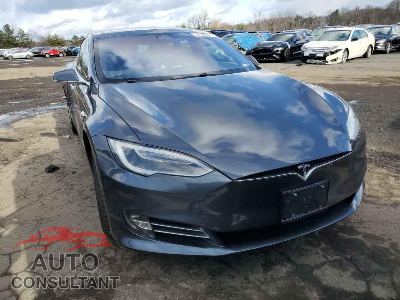 TESLA MODEL S 2017 - 5YJSA1E2XHF181207