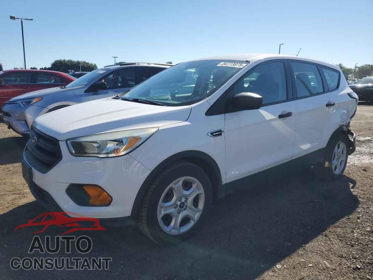 FORD ESCAPE 2017 - 1FMCU0F73HUB84629
