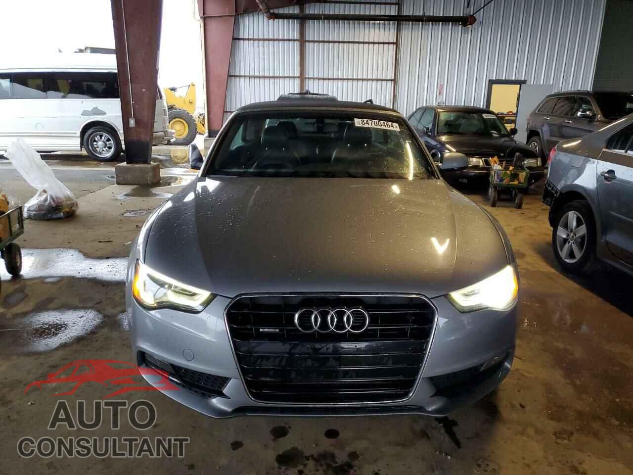 AUDI A5 2015 - WAUCFAFH9FN004247