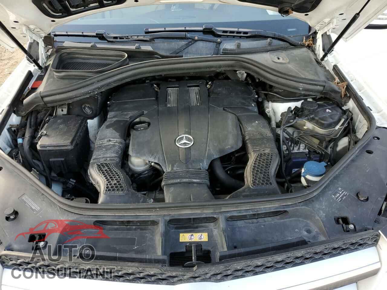 MERCEDES-BENZ GL-CLASS 2015 - 4JGDF6EE9FA502012