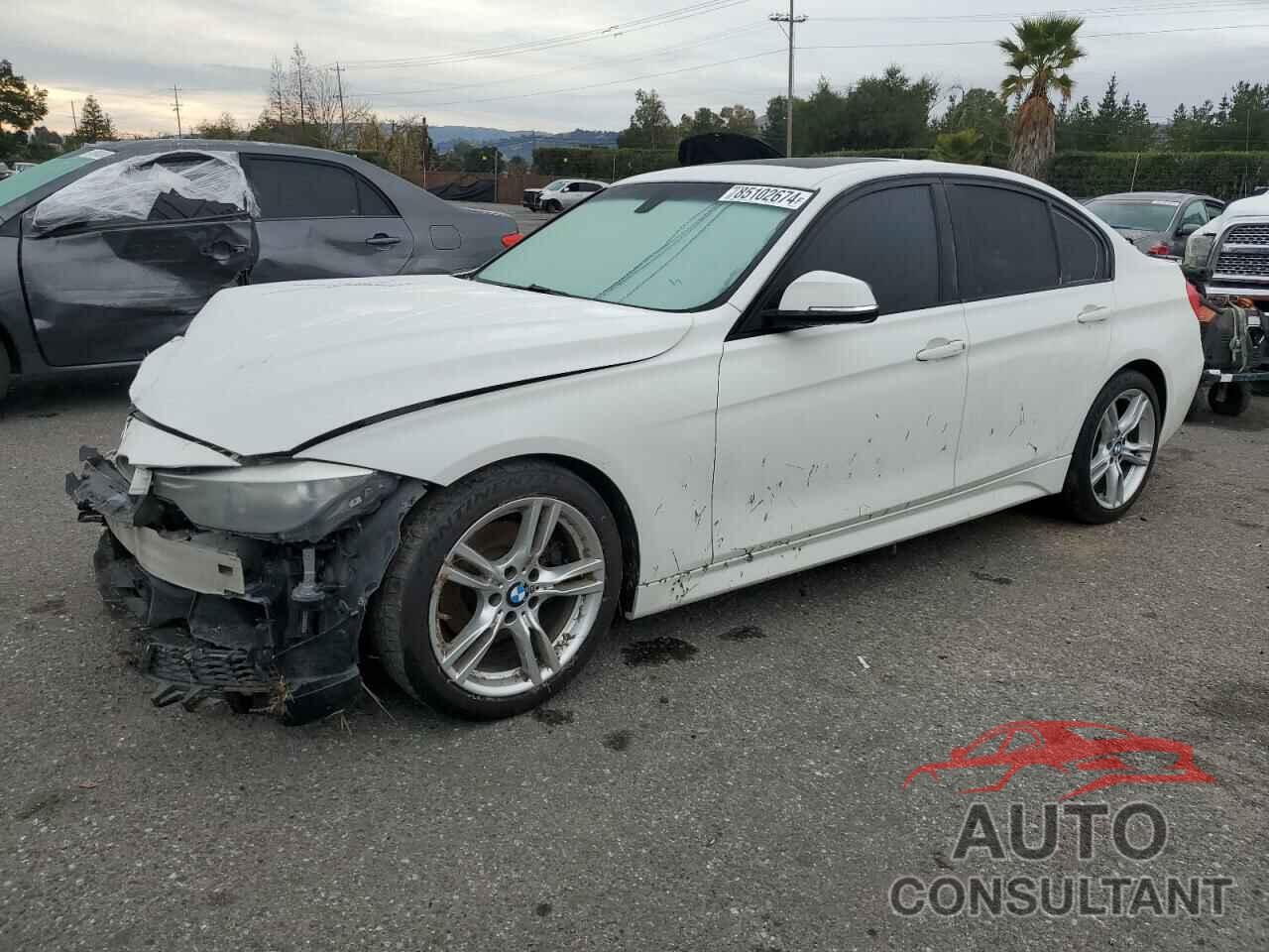 BMW 3 SERIES 2013 - WBA3C1C59DK104429