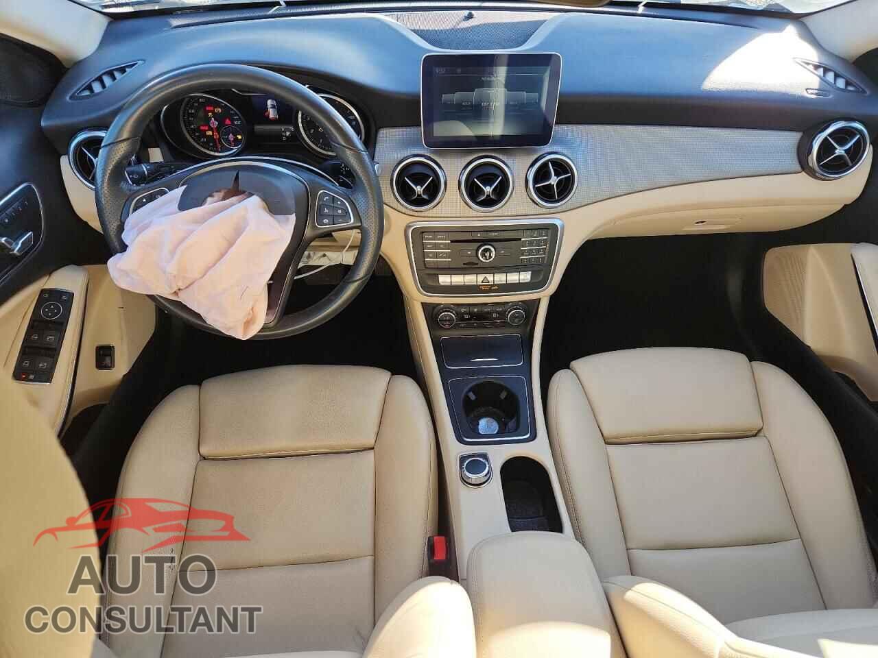 MERCEDES-BENZ GLA-CLASS 2018 - WDCTG4GB2JJ405015