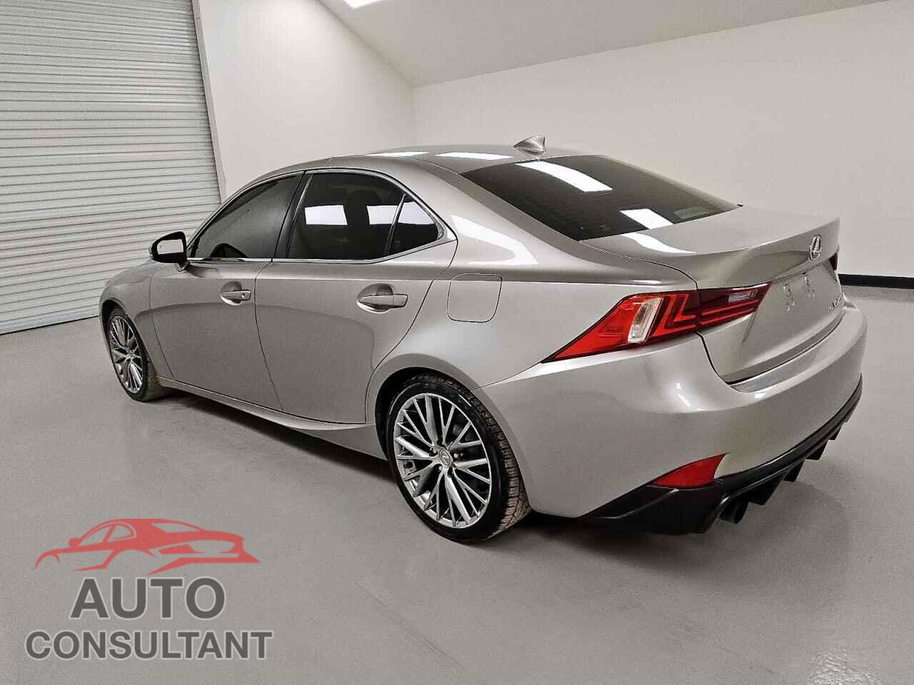 LEXUS IS 2015 - JTHCF1D24F5027273