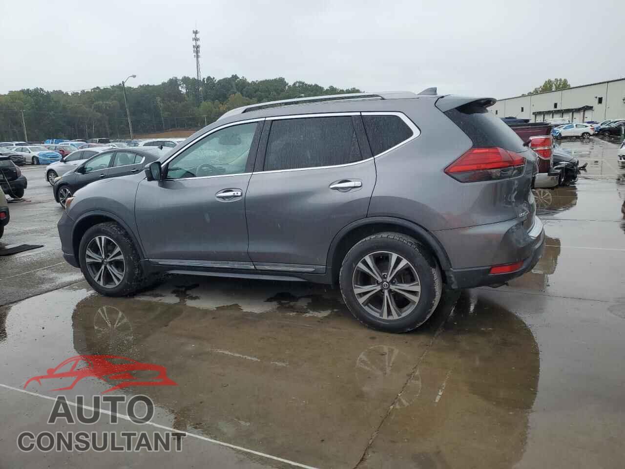 NISSAN ROGUE 2017 - 5N1AT2MVXHC833436