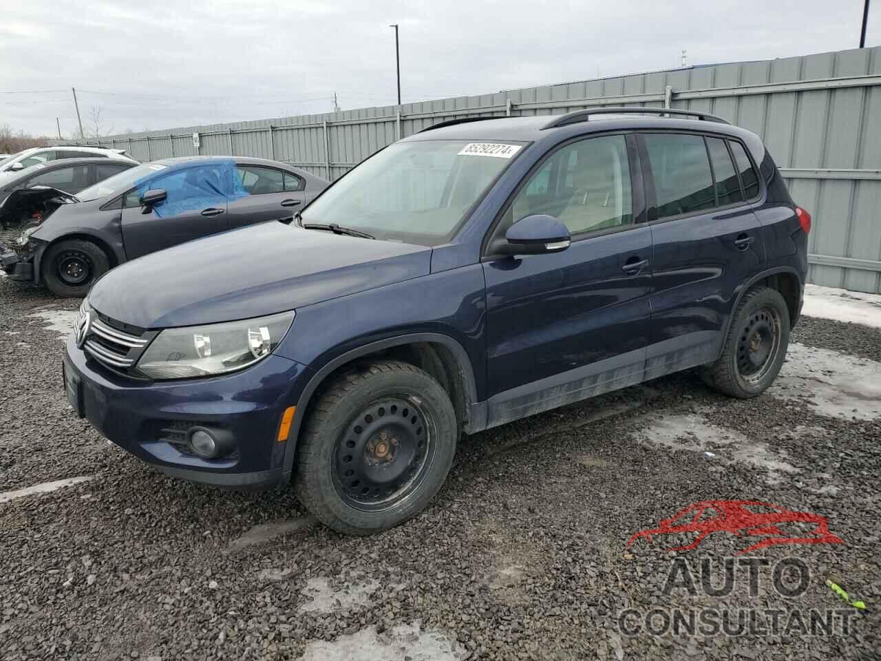 VOLKSWAGEN TIGUAN 2015 - WVGJV7AX7FW547357