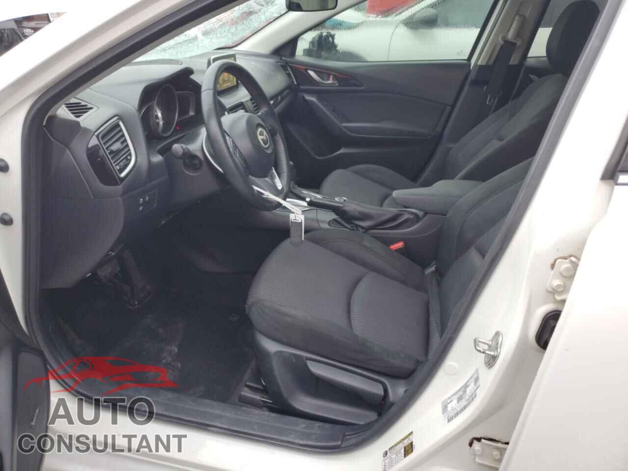 MAZDA 3 2015 - 3MZBM1V7XFM181734