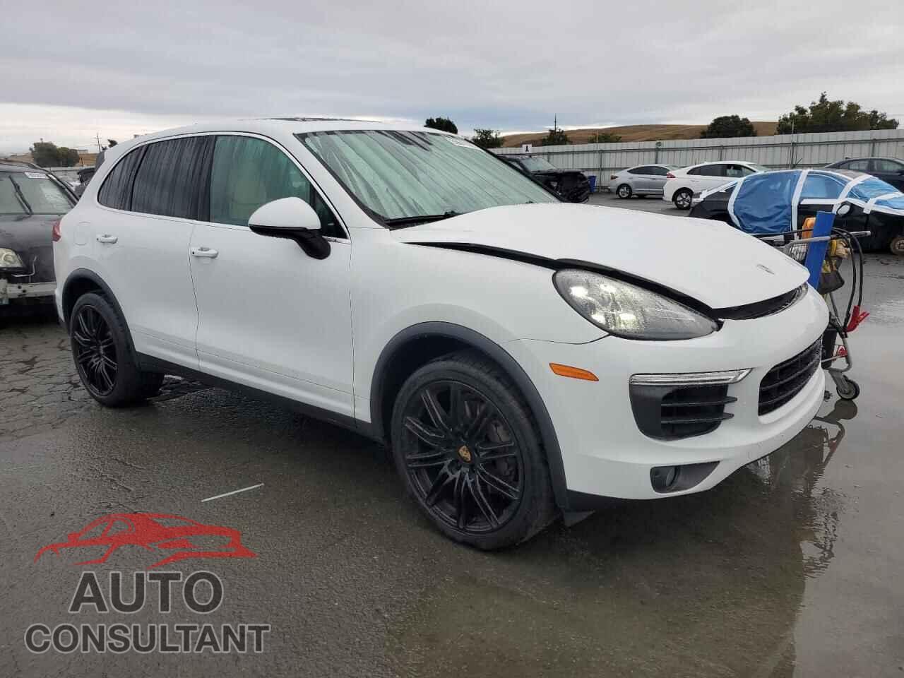 PORSCHE CAYENNE 2016 - WP1AB2A26GLA93253