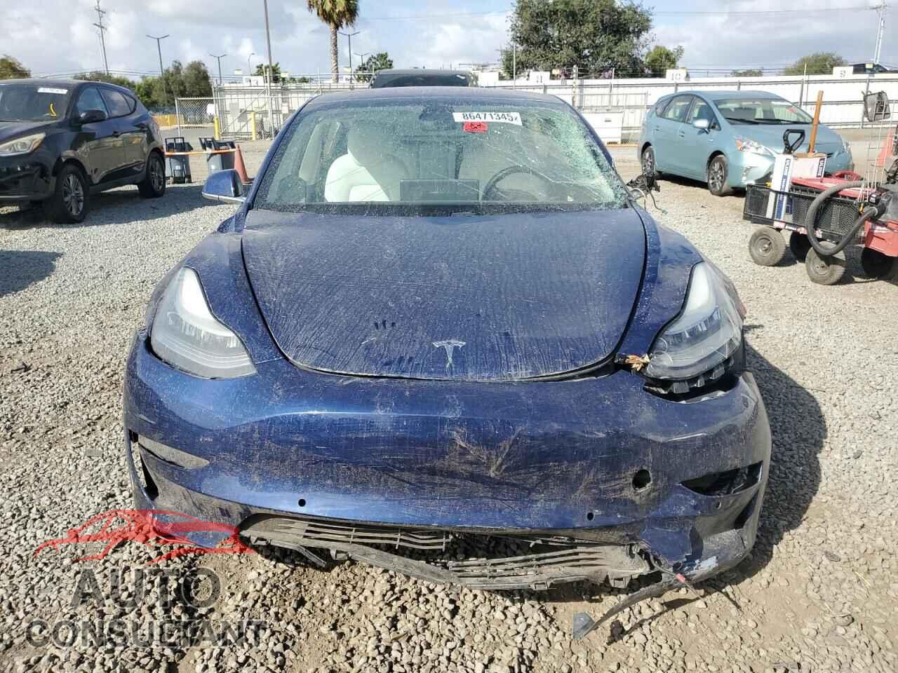 TESLA MODEL 3 2018 - 5YJ3E1EB4JF074247