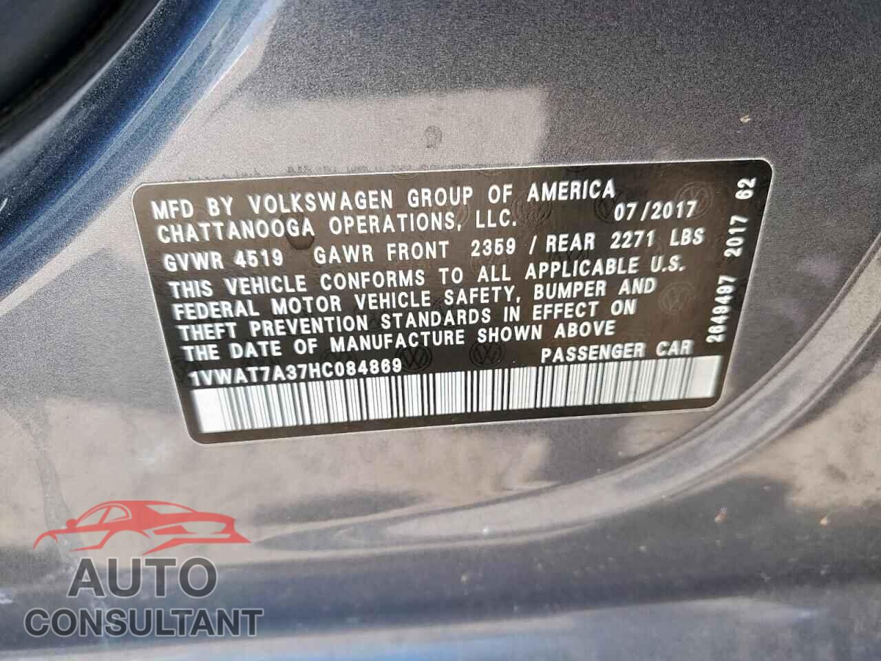 VOLKSWAGEN PASSAT 2017 - 1VWAT7A37HC084869