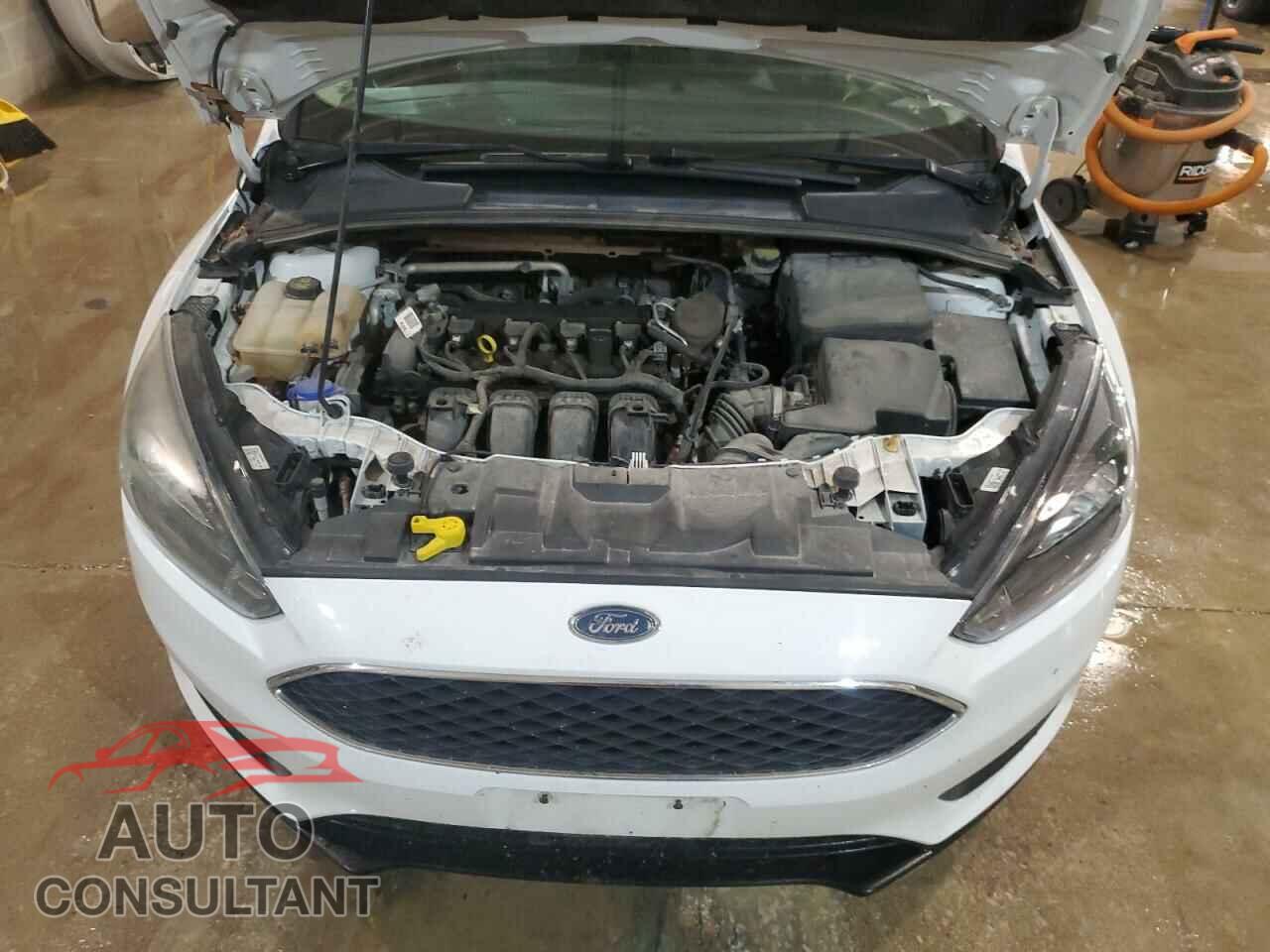 FORD FOCUS 2015 - 1FADP3F29FL254598