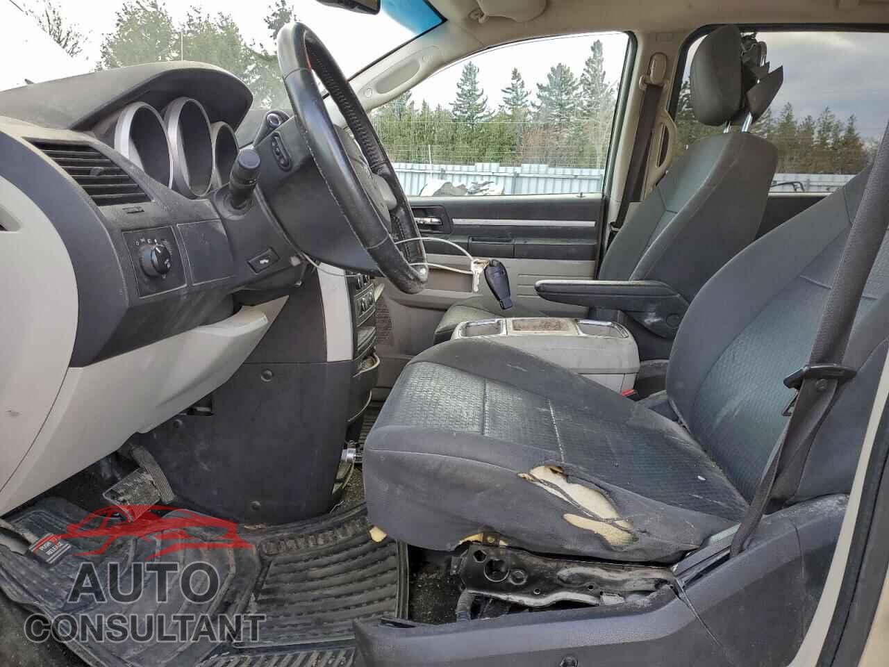 DODGE CARAVAN 2010 - 2D4RN4DE2AR275496