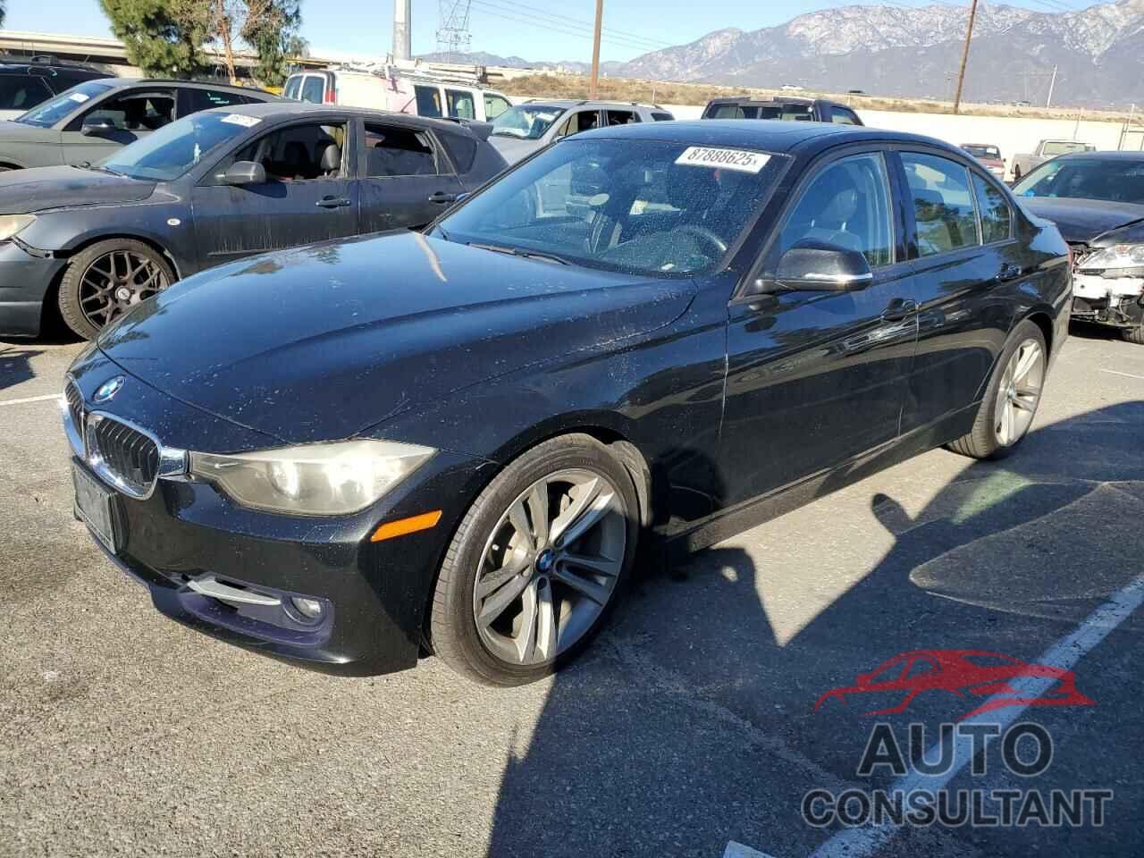 BMW 3 SERIES 2013 - WBA3C1C54DF435329