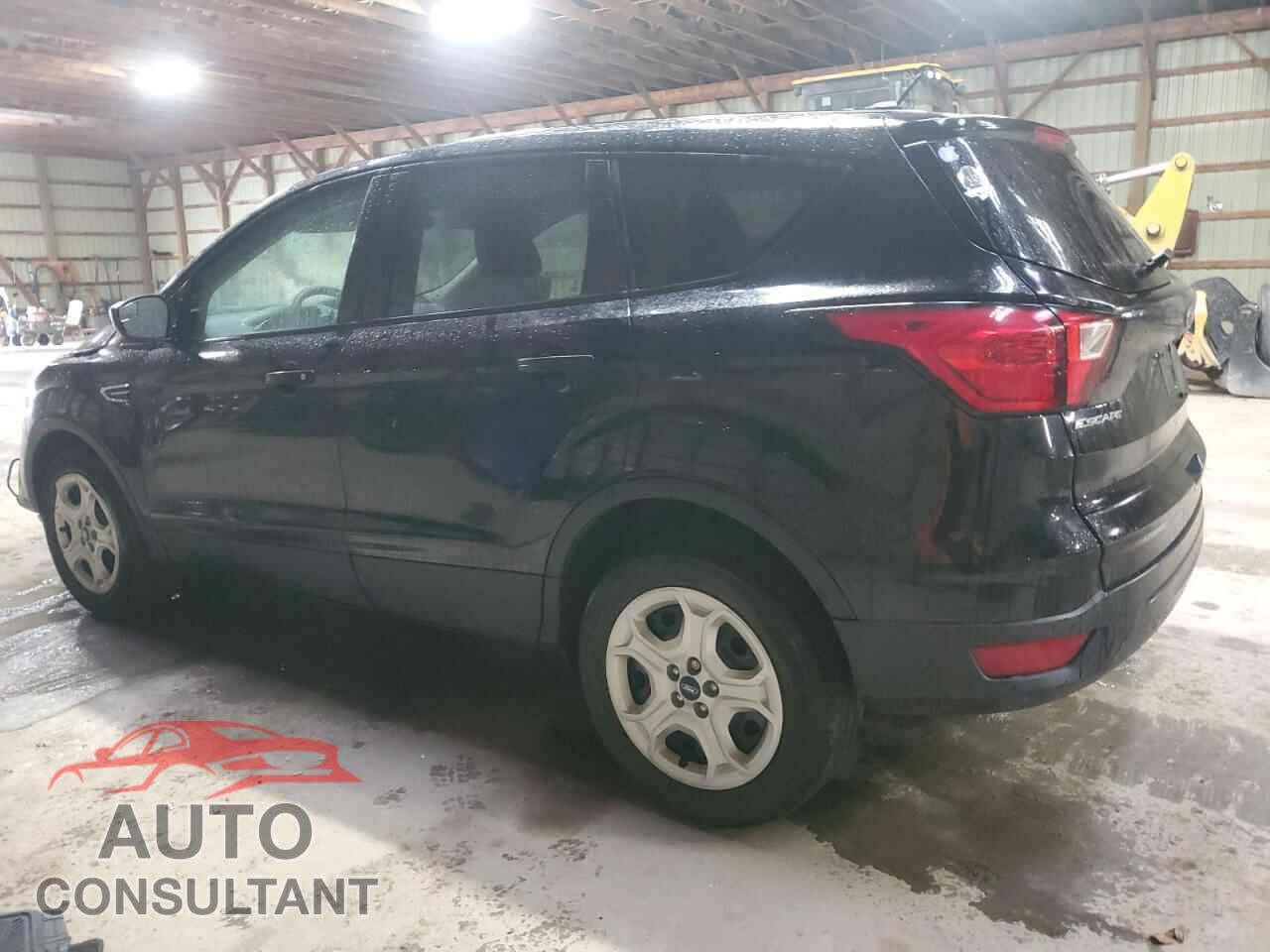 FORD ESCAPE 2019 - 1FMCU0F76KUC42207