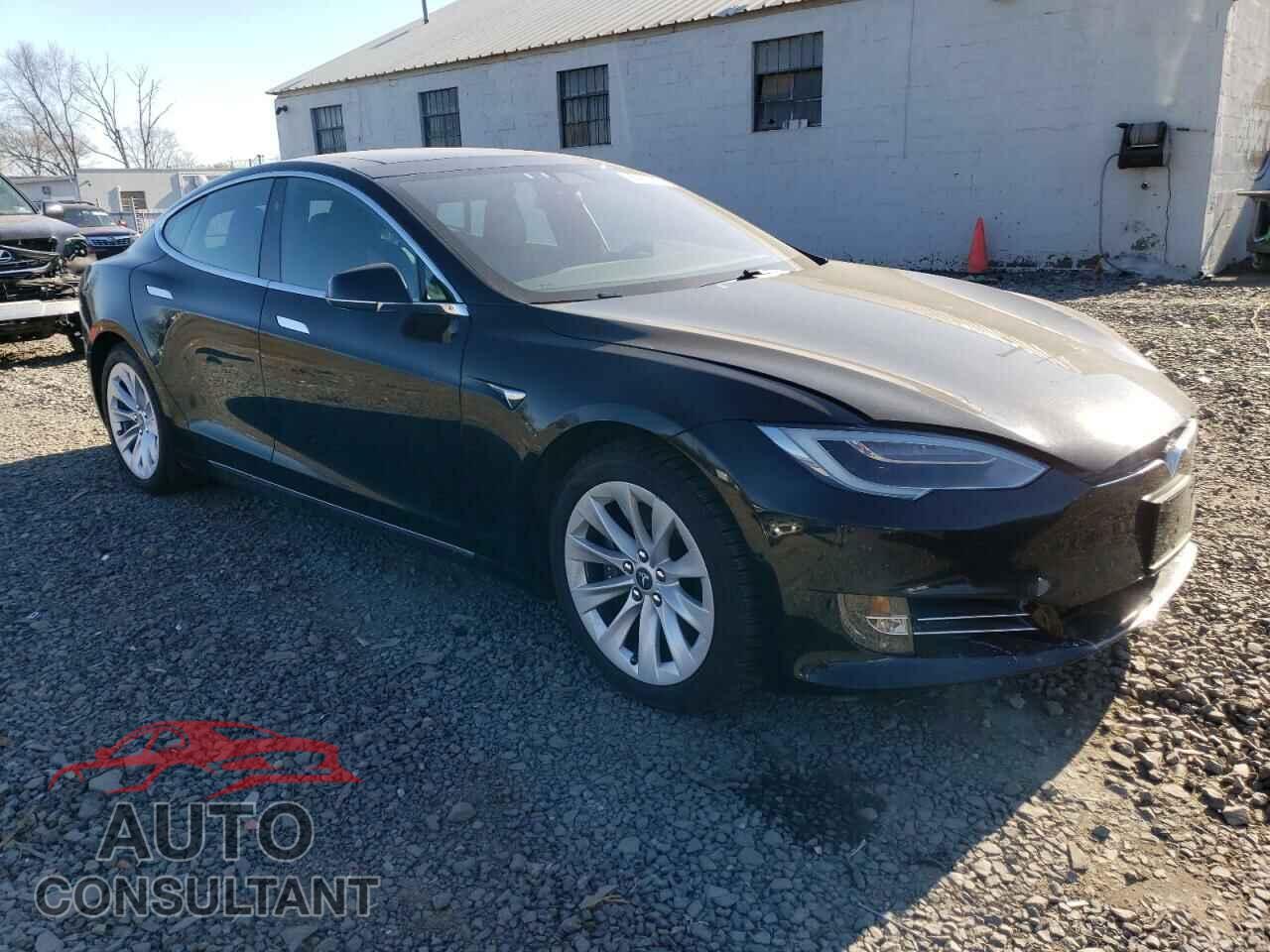 TESLA MODEL S 2017 - 5YJSA1E2XHF204713