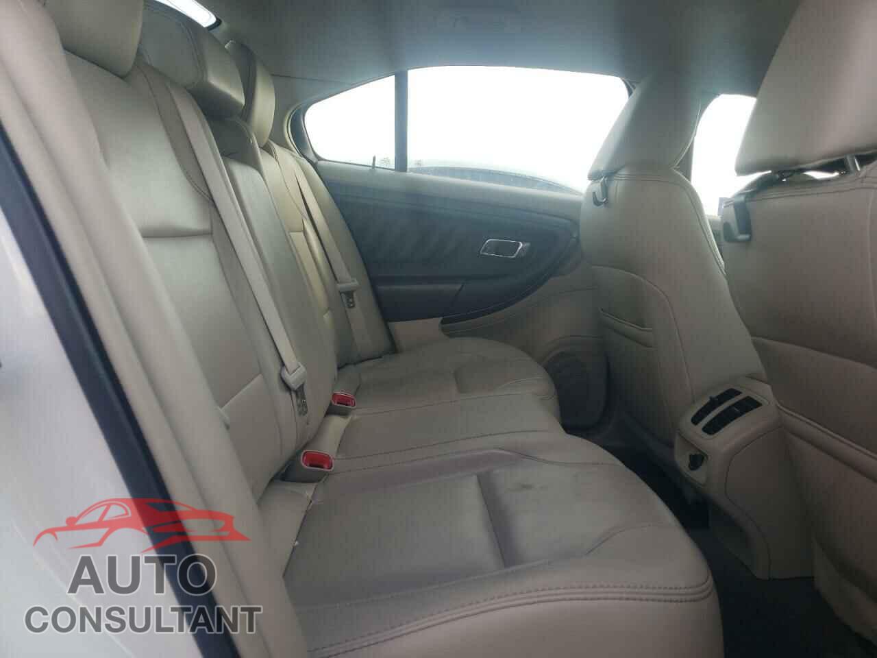 FORD TAURUS 2010 - 1FAHP2EW4AG149064