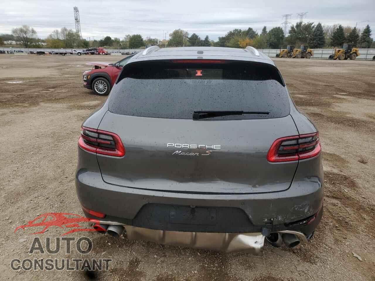 PORSCHE MACAN 2015 - WP1AB2A56FLB72401