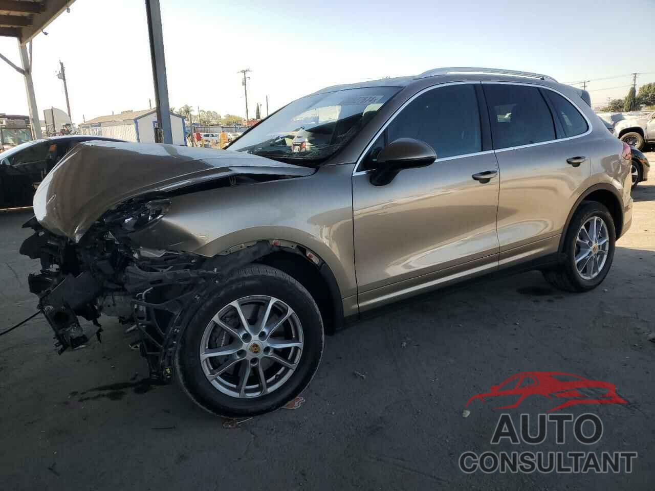 PORSCHE CAYENNE 2016 - WP1AA2A26GKA10073