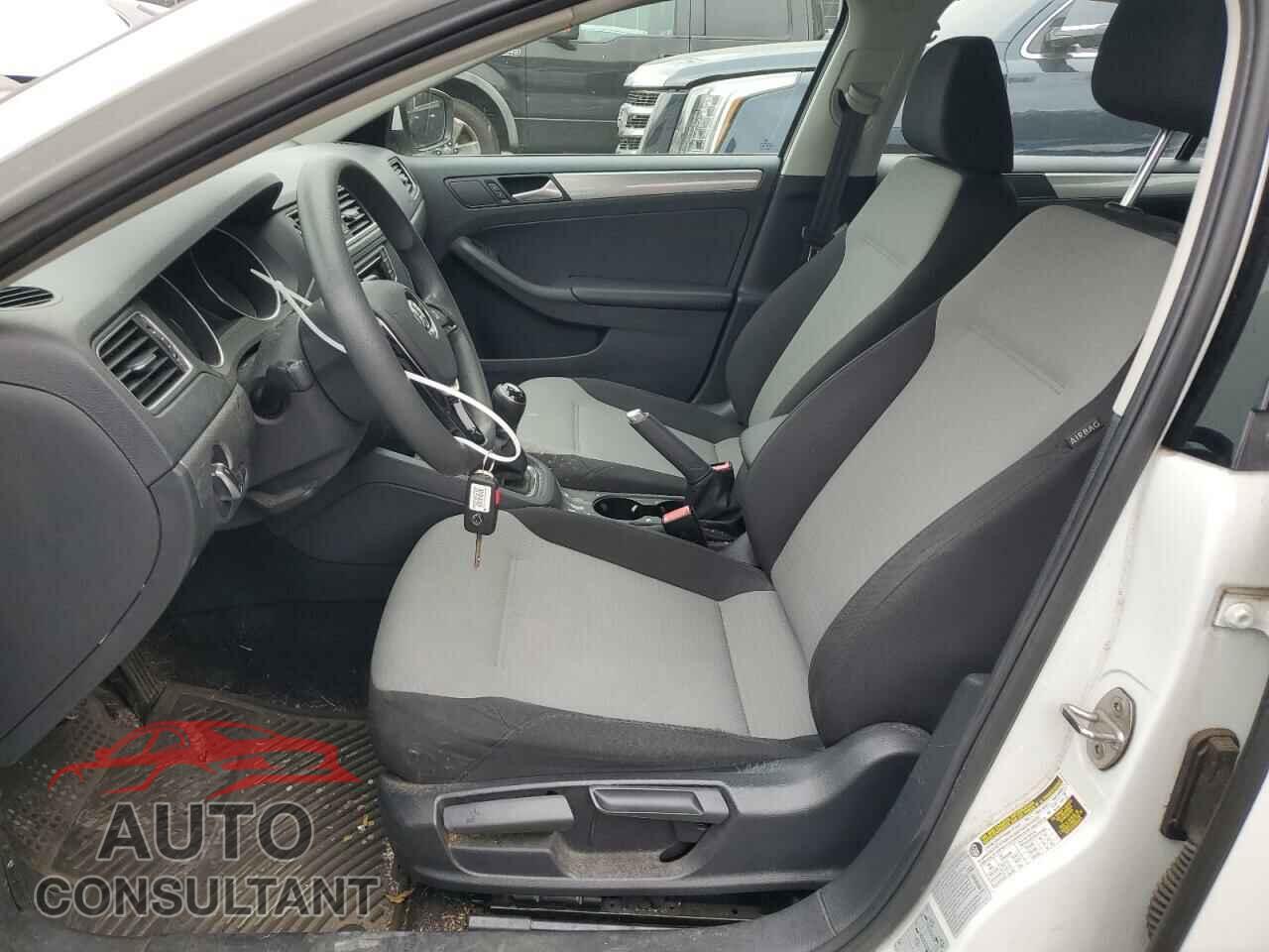 VOLKSWAGEN JETTA 2017 - 3VW167AJ9HM269087