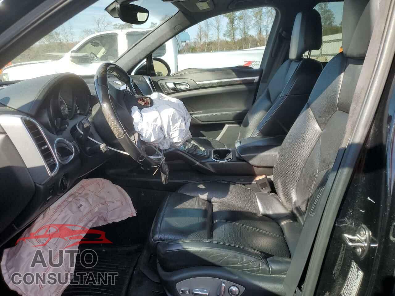 PORSCHE CAYENNE 2012 - WP1AC2A2XCLA83901