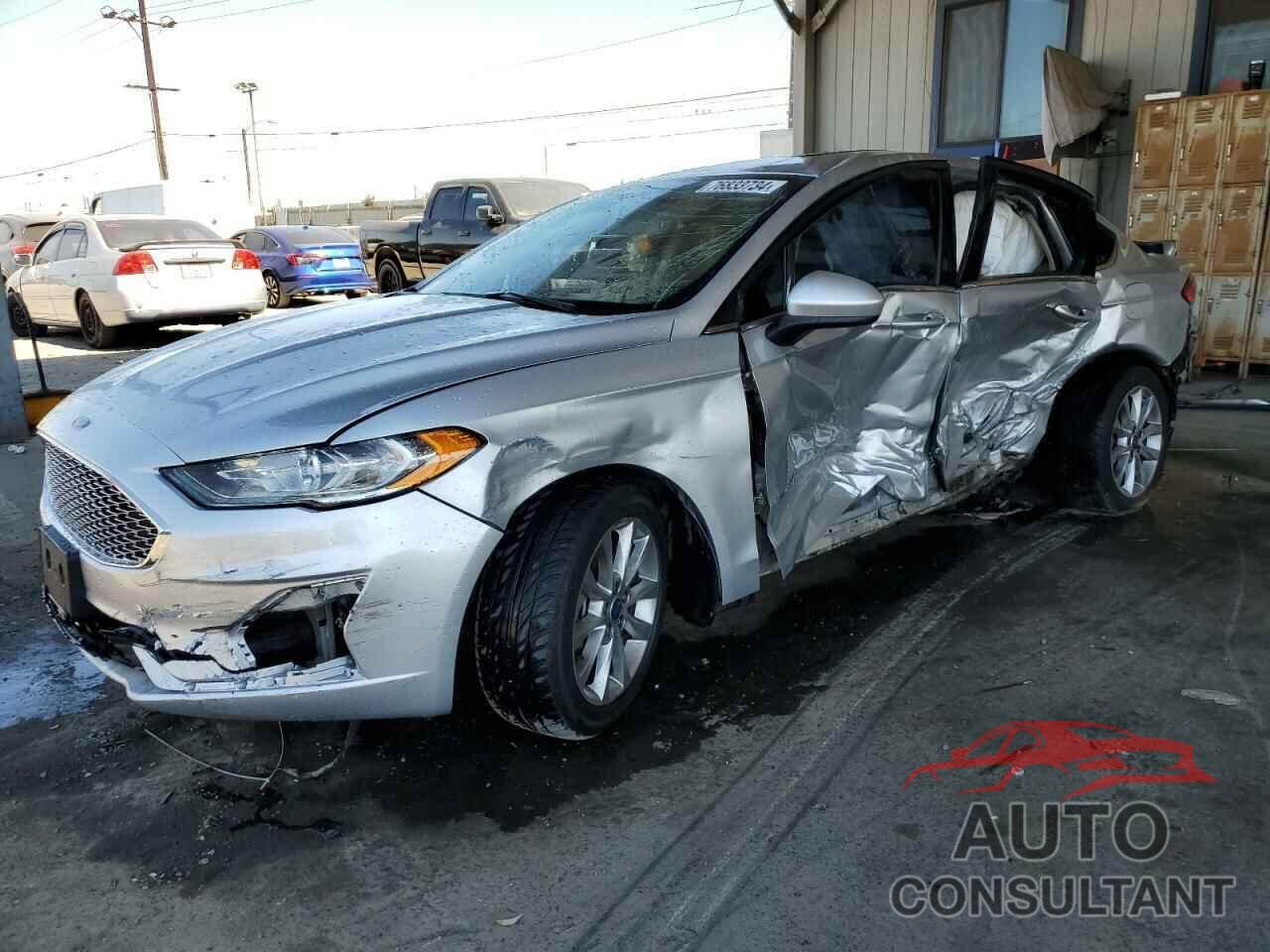 FORD FUSION 2017 - 3FA6P0LU1HR234511