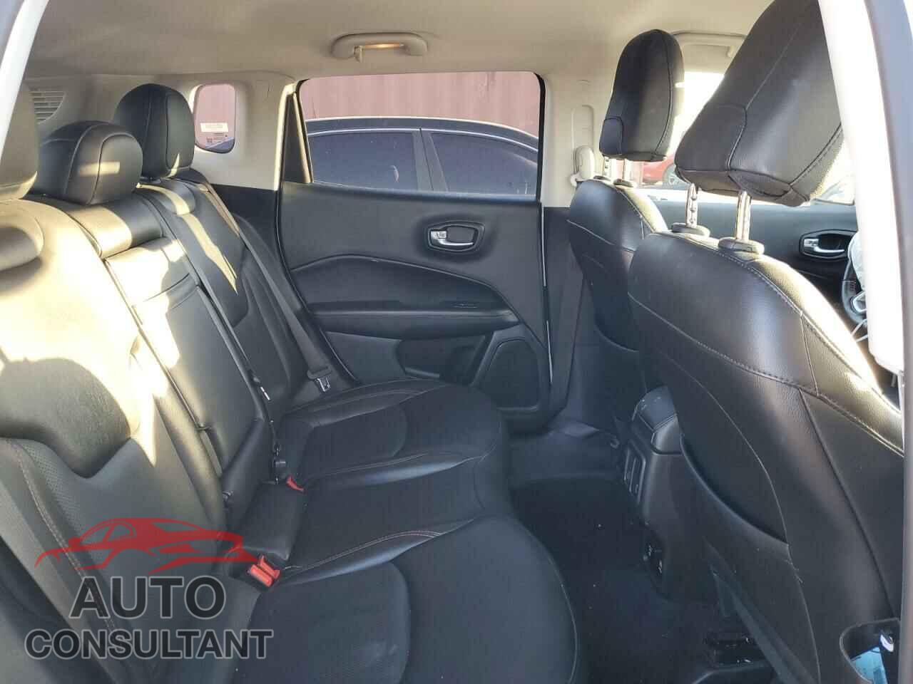 JEEP COMPASS 2019 - 3C4NJCCB3KT662744