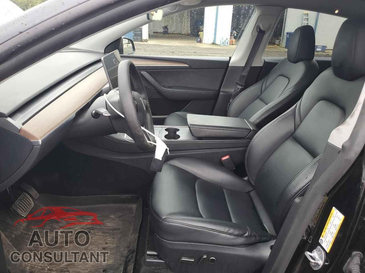 TESLA MODEL Y 2024 - 7SAYGDED3RF091266