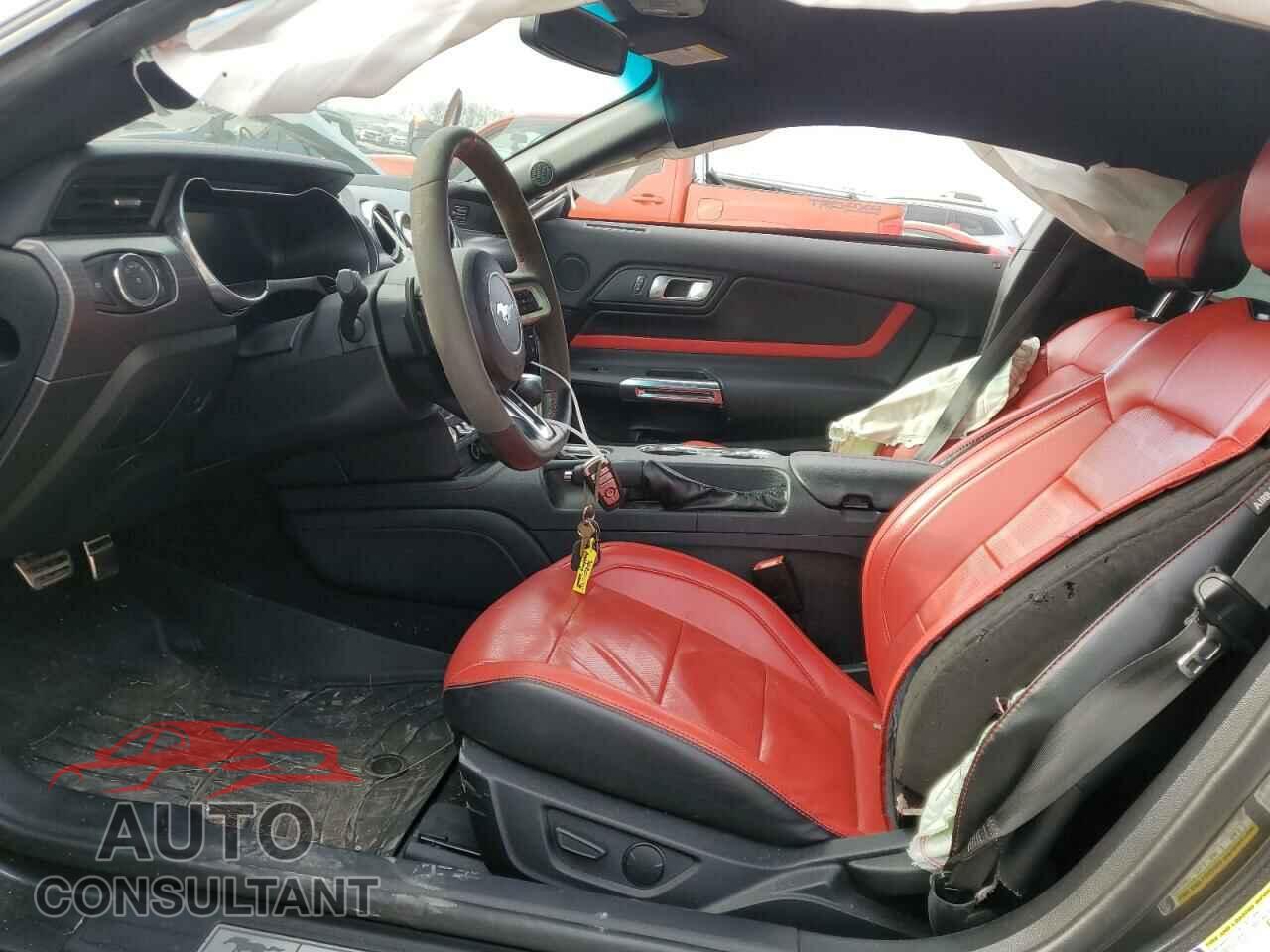 FORD MUSTANG 2020 - 1FA6P8CF7L5126972