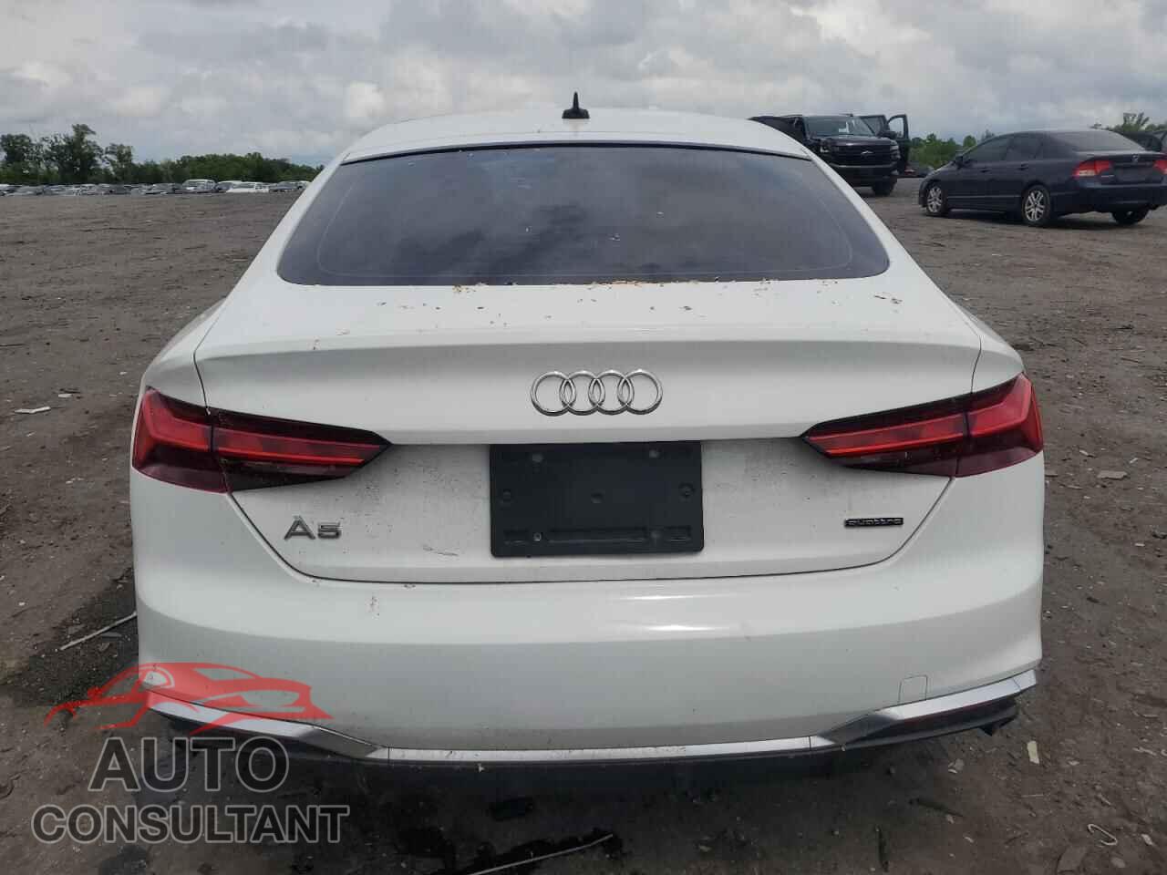 AUDI A5 2021 - WAUDACF50MA010852