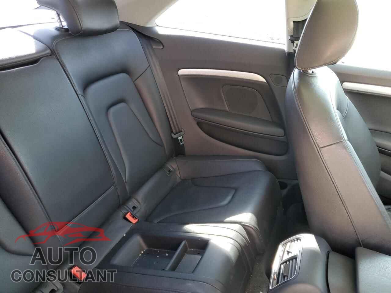AUDI A5 2013 - WAUCFAFR8DA072049