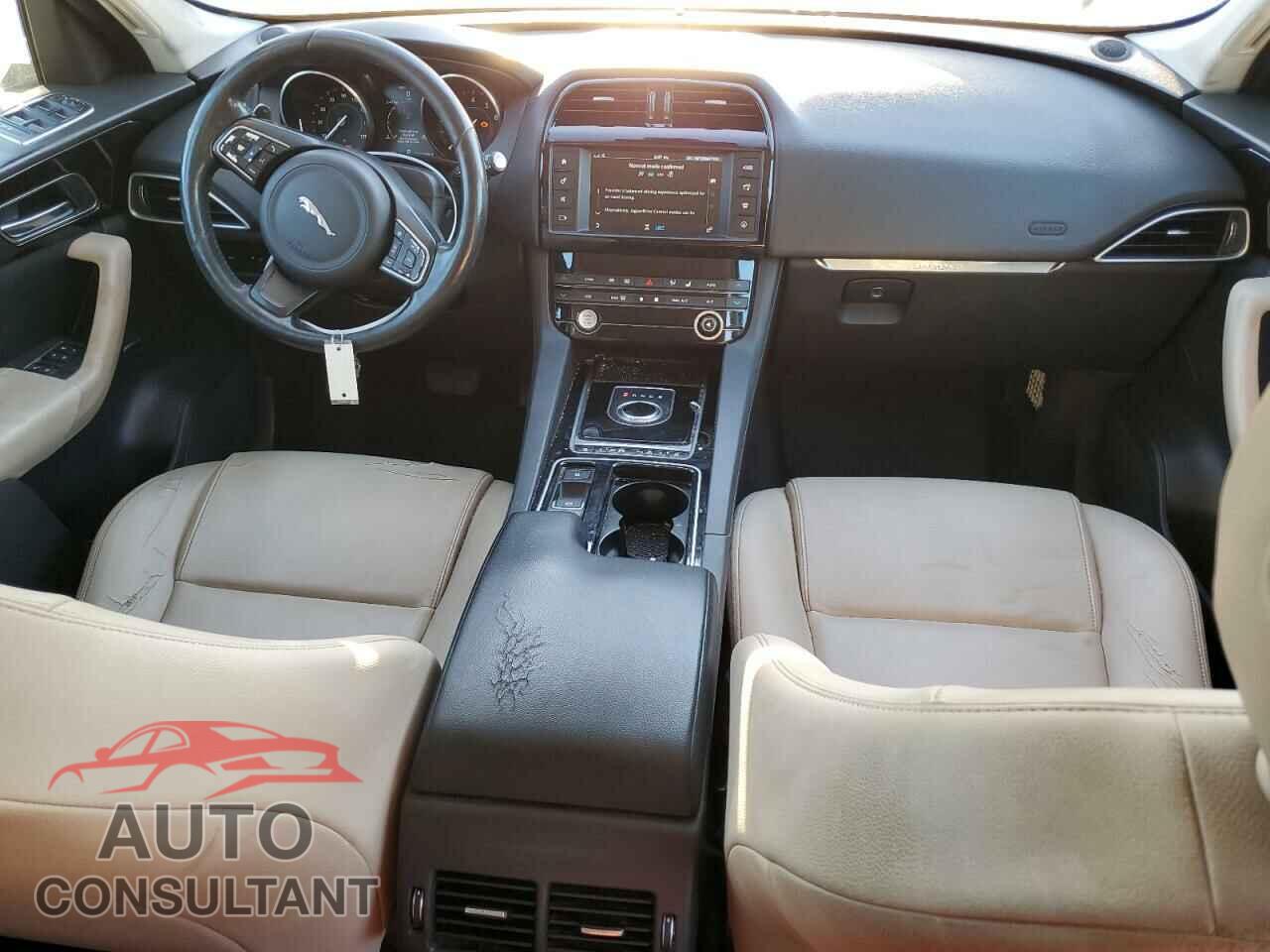 JAGUAR F-PACE 2018 - SADCJ2FX1JA249062