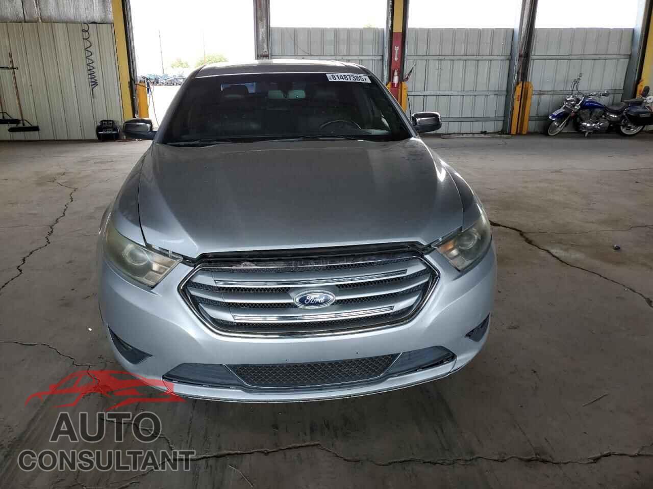 FORD TAURUS 2013 - 1FAHP2F8XDG217193