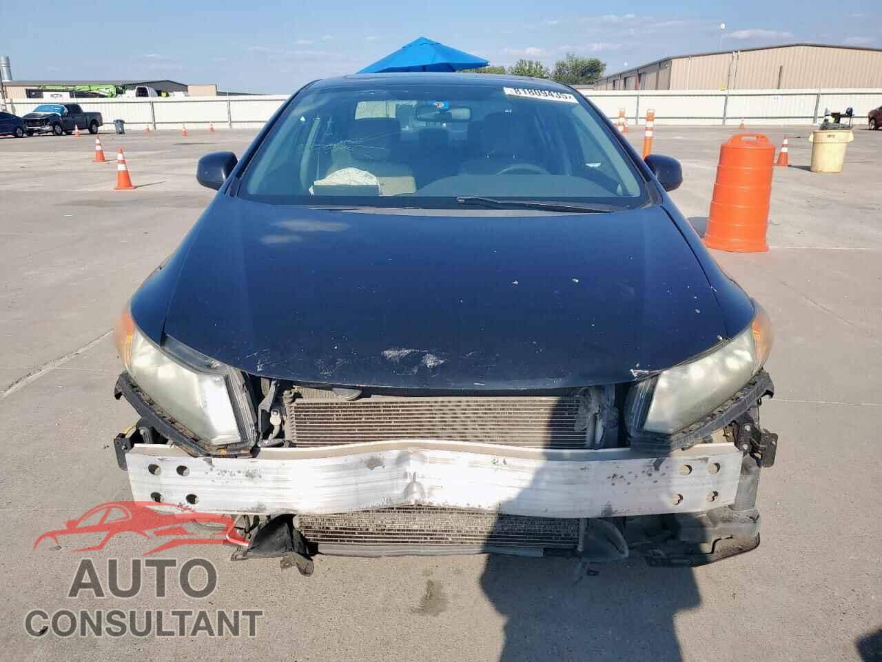 HONDA CIVIC 2012 - 2HGFB2F82CH555255