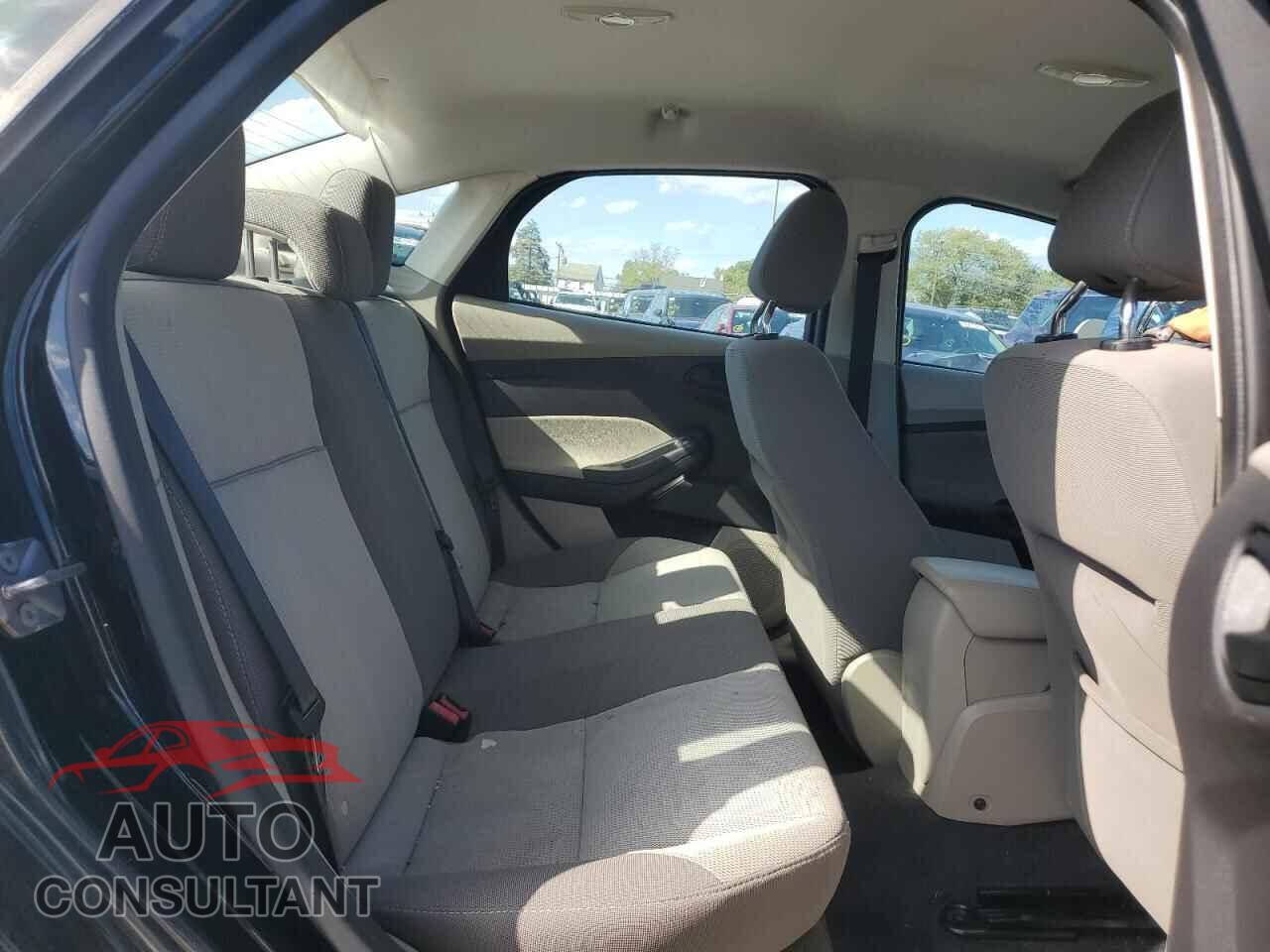 FORD FOCUS 2012 - 1FAHP3F23CL223506