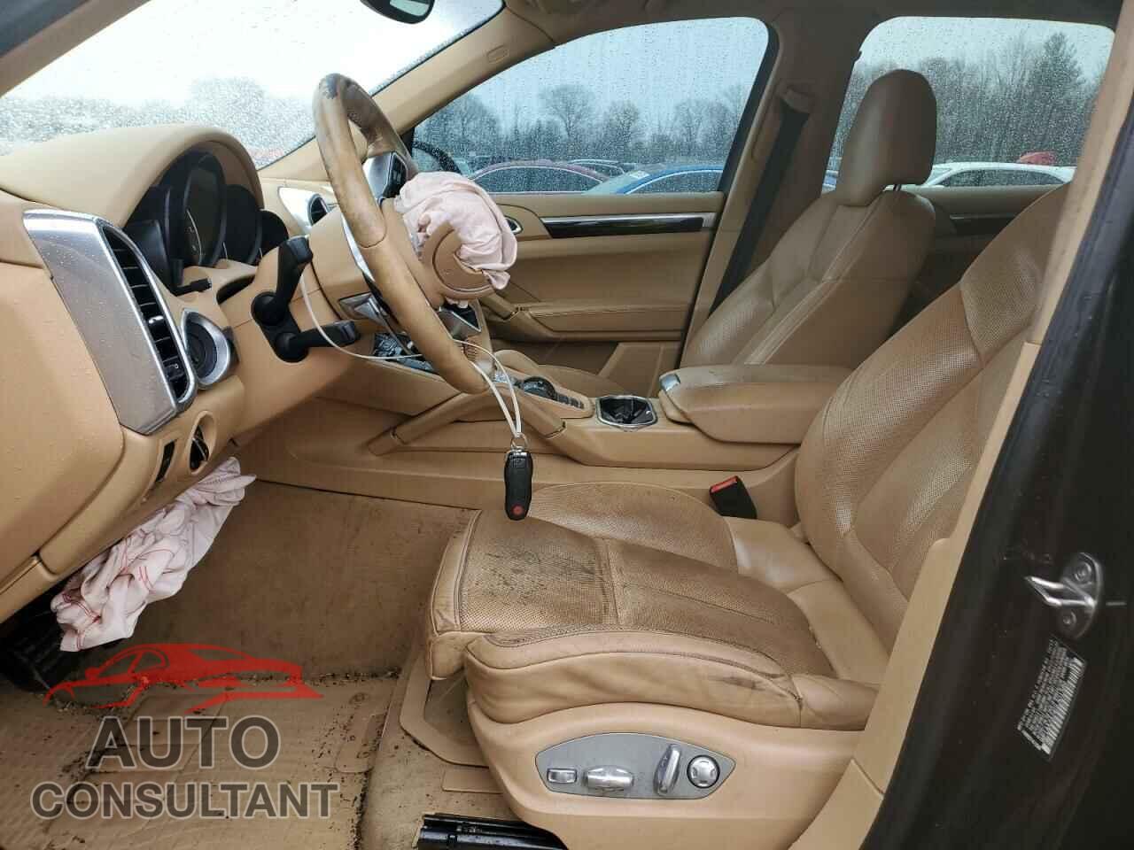 PORSCHE CAYENNE 2016 - WP1AA2A24GLA01589