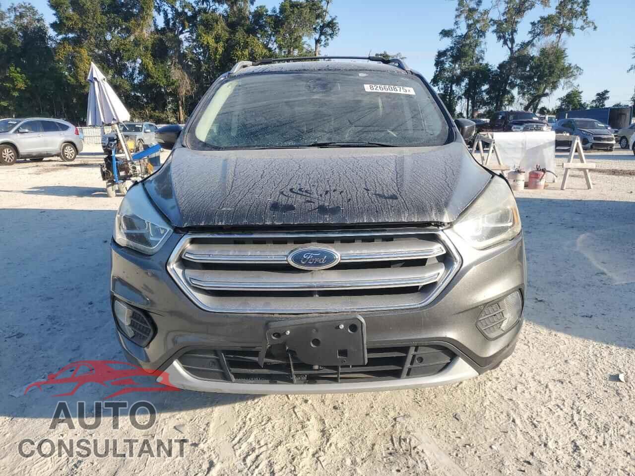 FORD ESCAPE 2017 - 1FMCU9JD8HUB43916