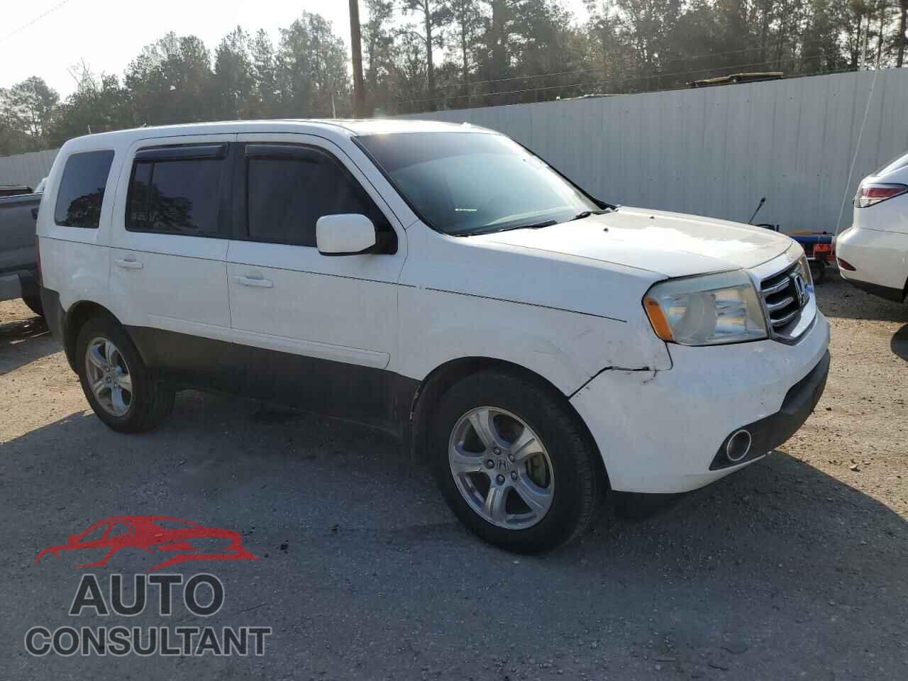 HONDA PILOT 2013 - 5FNYF3H52DB024147