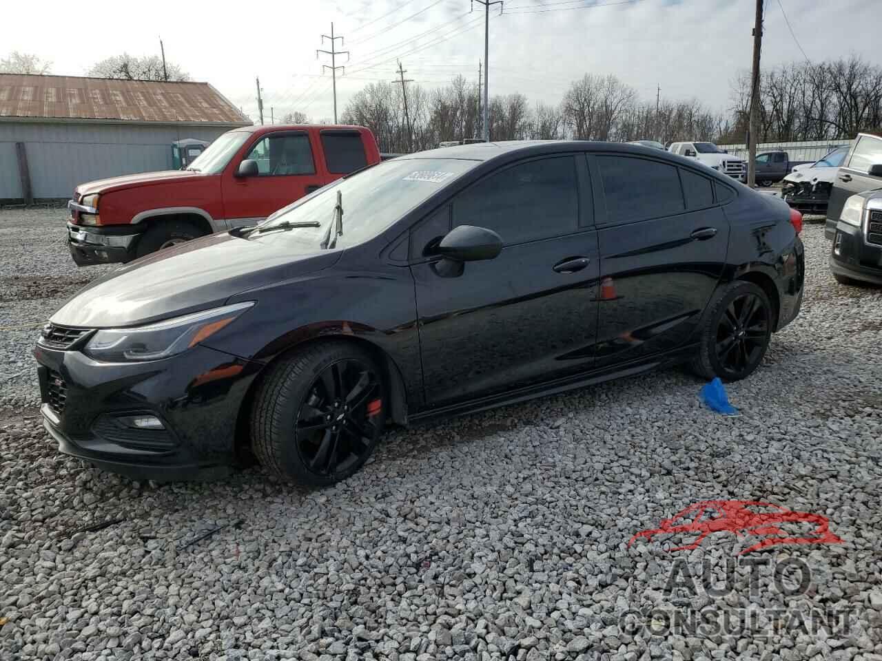 CHEVROLET CRUZE 2018 - 1G1BE5SM4J7184304