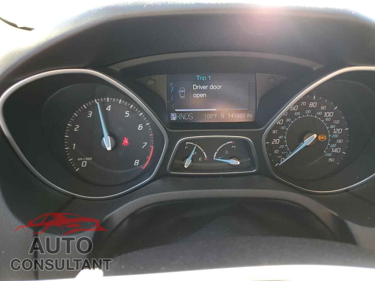FORD FOCUS 2012 - 1FAHP3F22CL400577