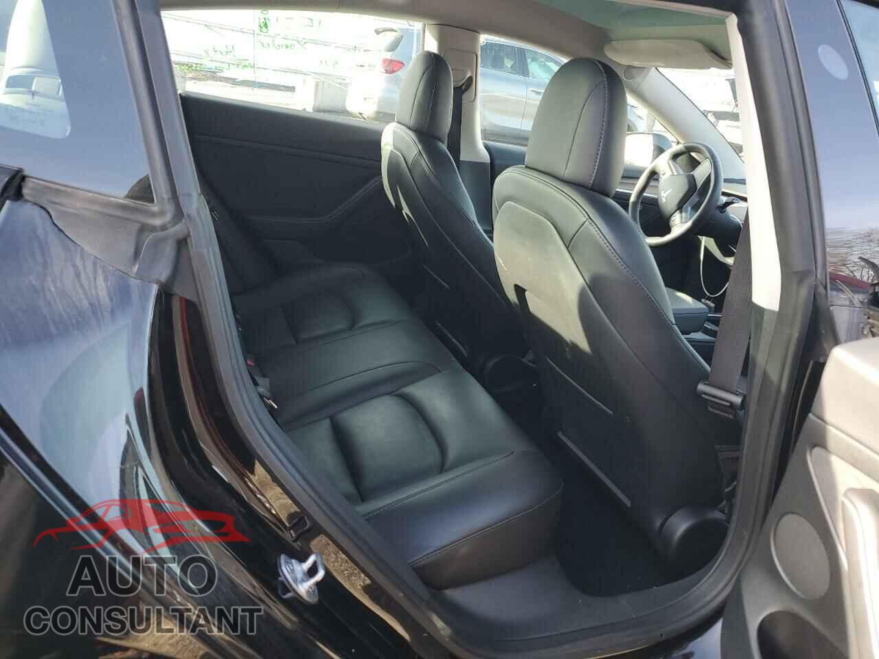 TESLA MODEL 3 2023 - 5YJ3E1EA8PF430358