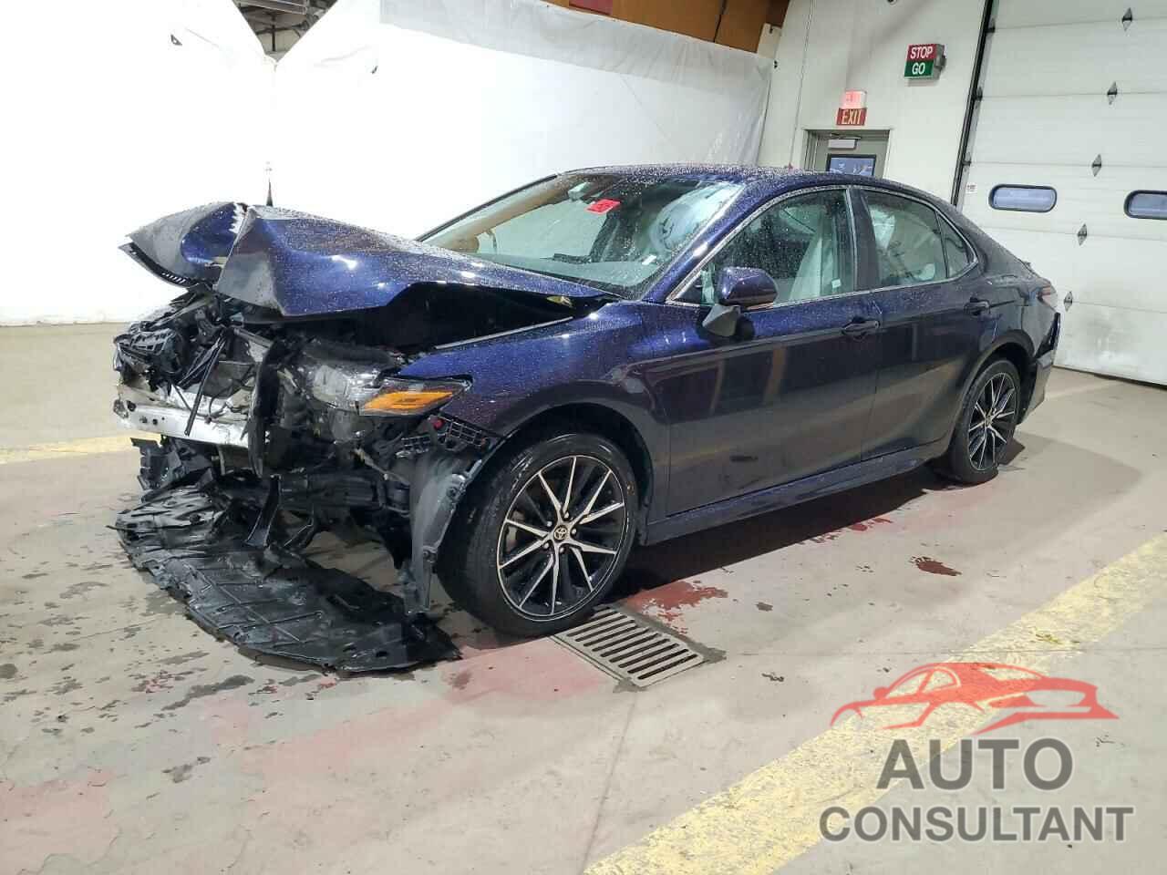 TOYOTA CAMRY 2022 - 4T1G11AK4NU694706