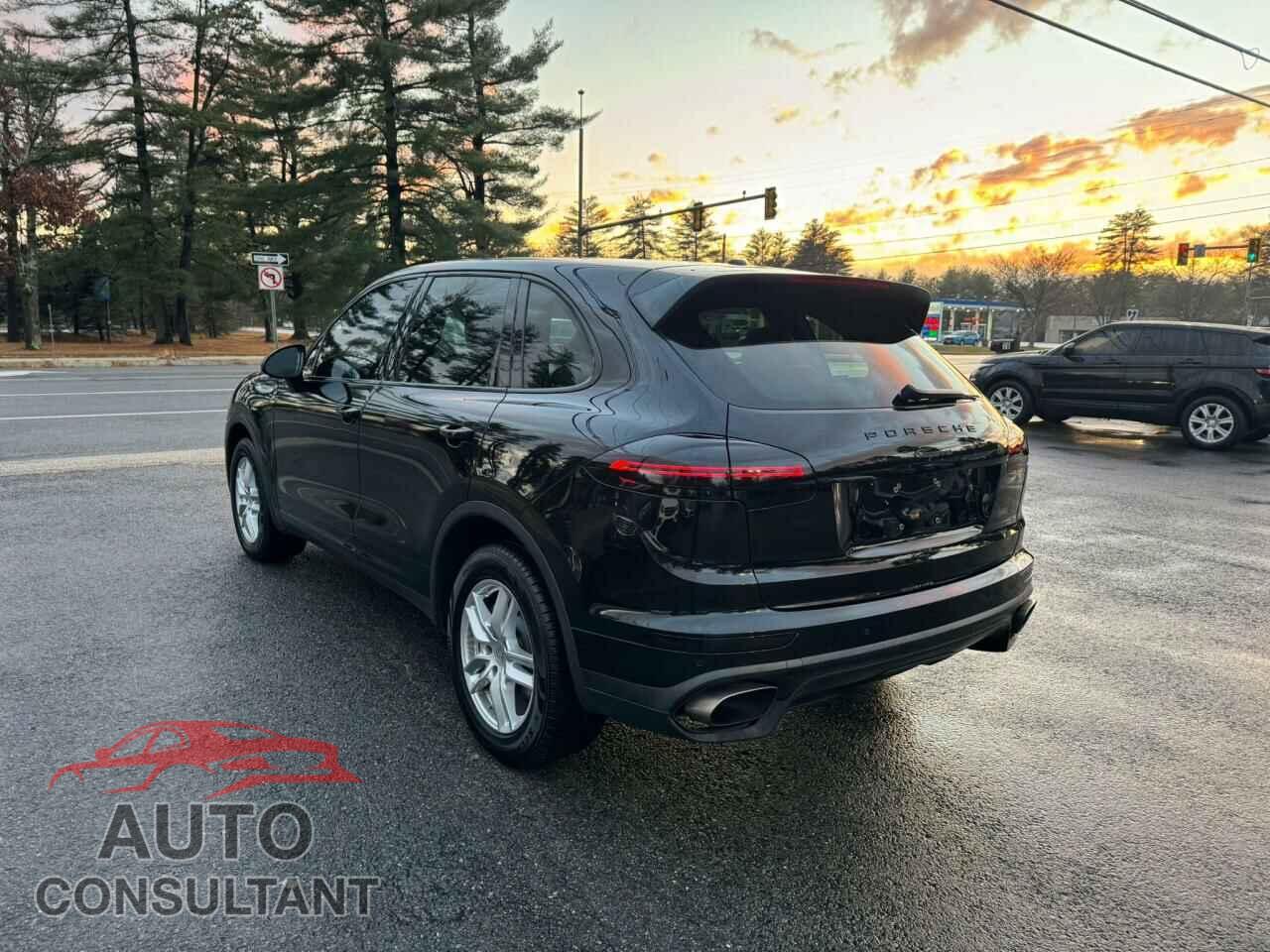 PORSCHE CAYENNE 2016 - WP1AA2A26GLA03294