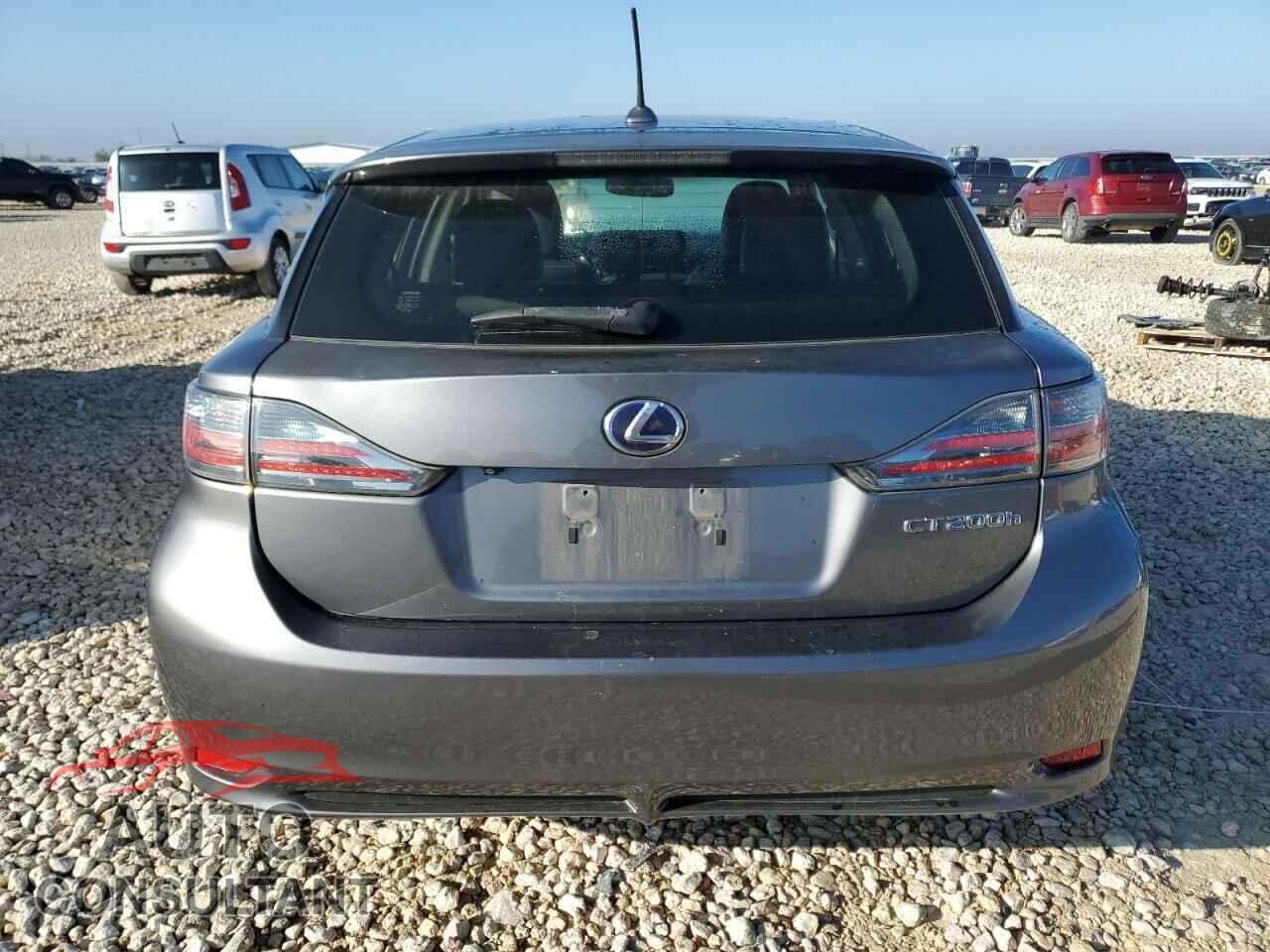 LEXUS CT 200 2013 - JTHKD5BH2D2156305