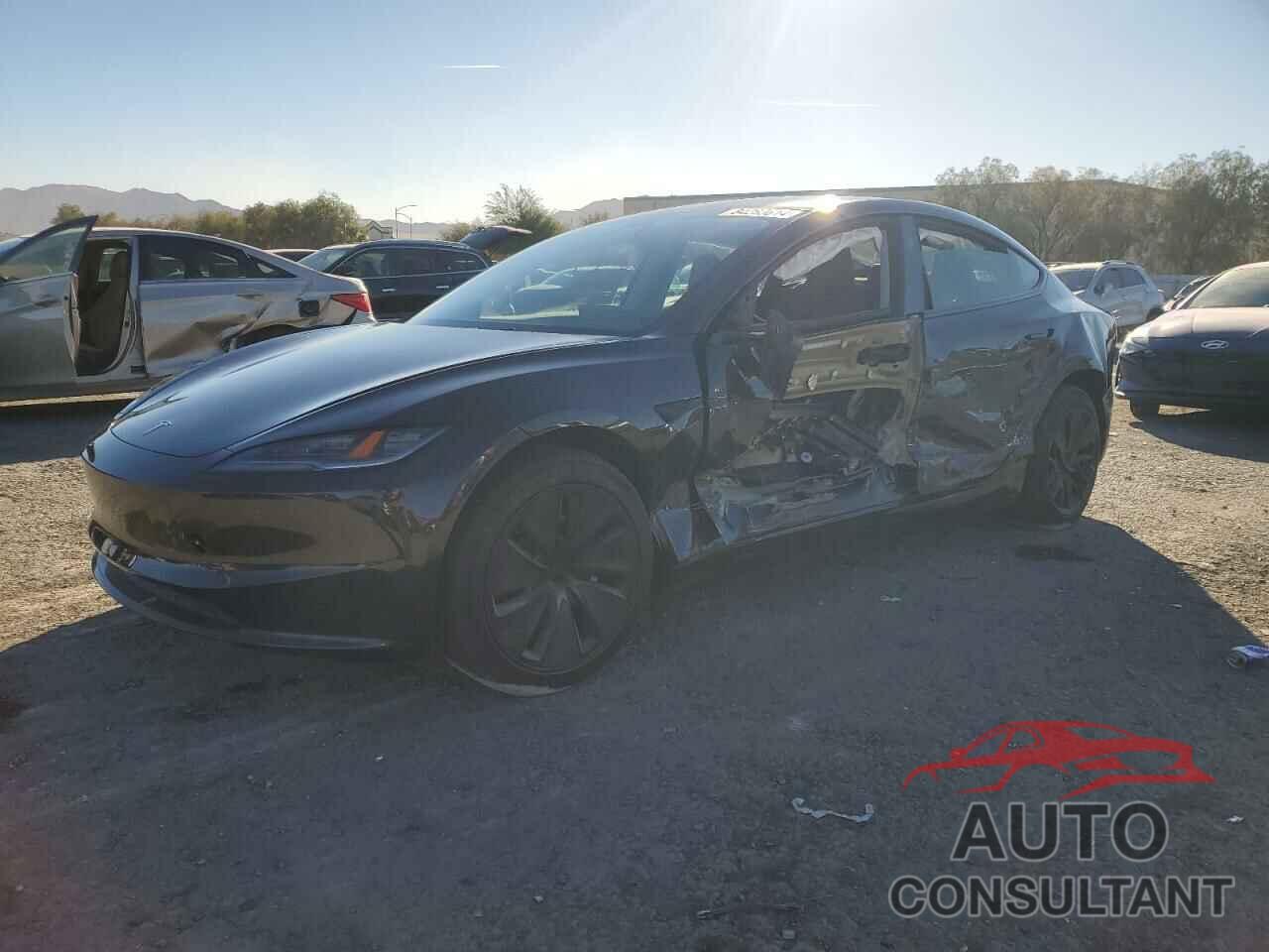 TESLA MODEL 3 2024 - 5YJ3E1EA9RF785297