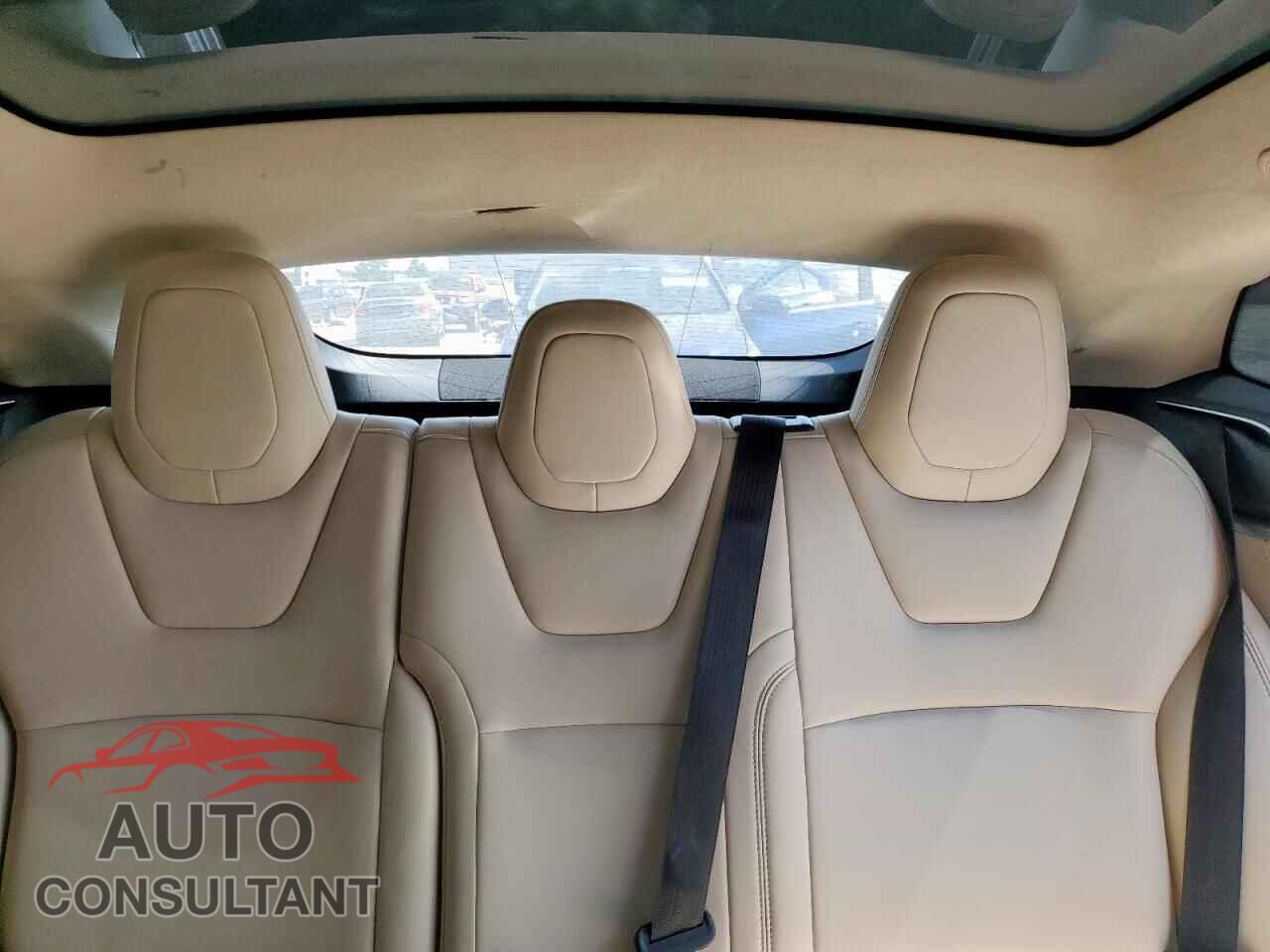 TESLA MODEL S 2018 - 5YJSA1E28JF244570